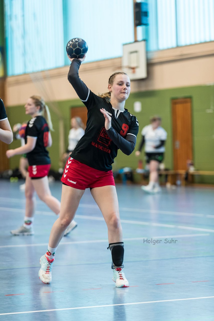 Bild 90 - Frauen HSG Kremperheide/Muensterdorf - HFF Munkbarup : Ergebnis: 28:27